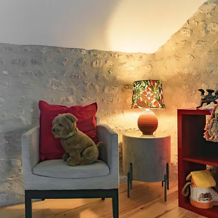 펜션 Hameau Grande Varenne - De Charme Avec Piscine Charroux-dʼAllier