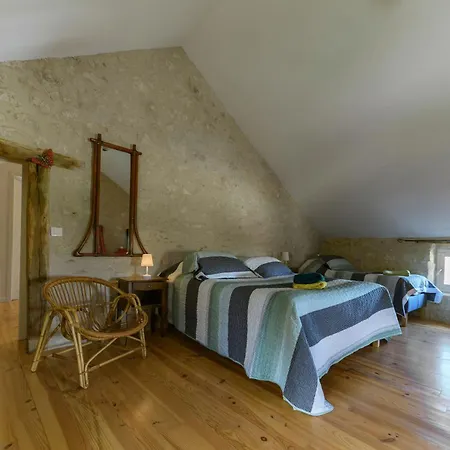 Hameau Grande Varenne - De Charme Avec Piscine 펜션 *