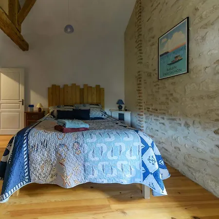 Hameau Grande Varenne - De Charme Avec Piscine Charroux-dʼAllier