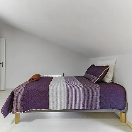 펜션 Hameau Grande Varenne - De Charme Avec Piscine *