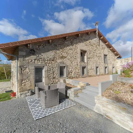 펜션 Hameau Grande Varenne - De Charme Avec Piscine *