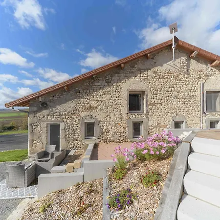 Hameau Grande Varenne - De Charme Avec Piscine Charroux-dʼAllier